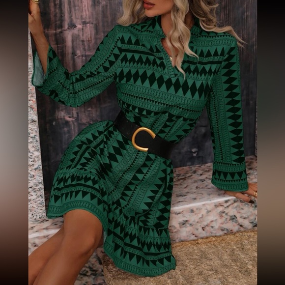 Classic Abstract Geo Print Flounce Sleeve Ruffle Hem Dress NO BELT - Picture 7 of 14